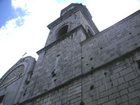 L'imponente torre campanaria della Cattedrale di Nusco