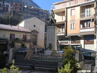 La piazza centrale