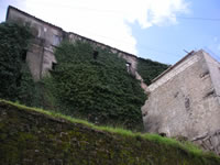 Parte del palazzo baronale visto dall'esterno