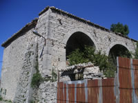 I ruderi del Convento francescano, che era annesso alla Chiesa di Santa Maria della Consolazione